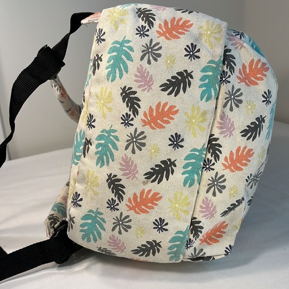 VANS Realm Floral Canvas Backpack - design collaboration with ASPCA - Picture 5 of 16